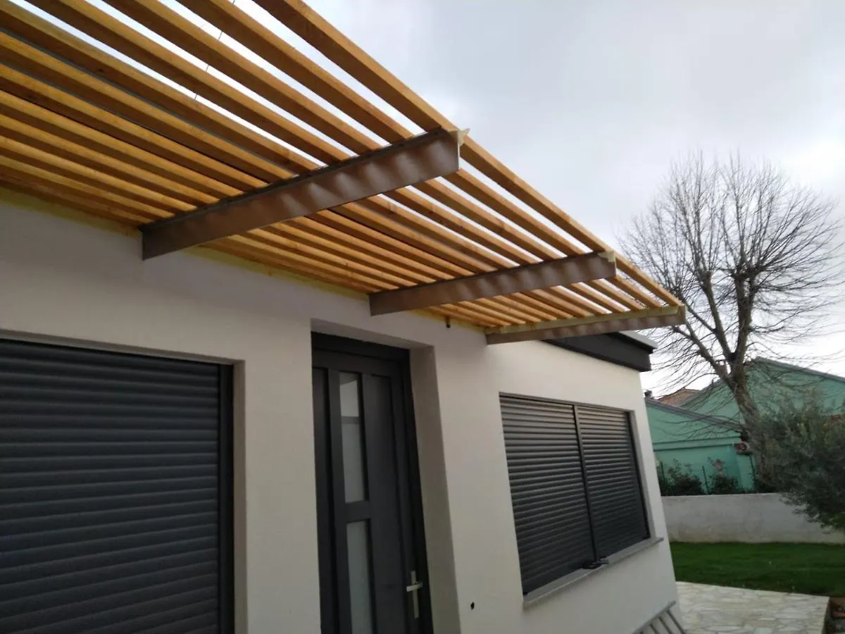The House Villa Medulin Holiday home