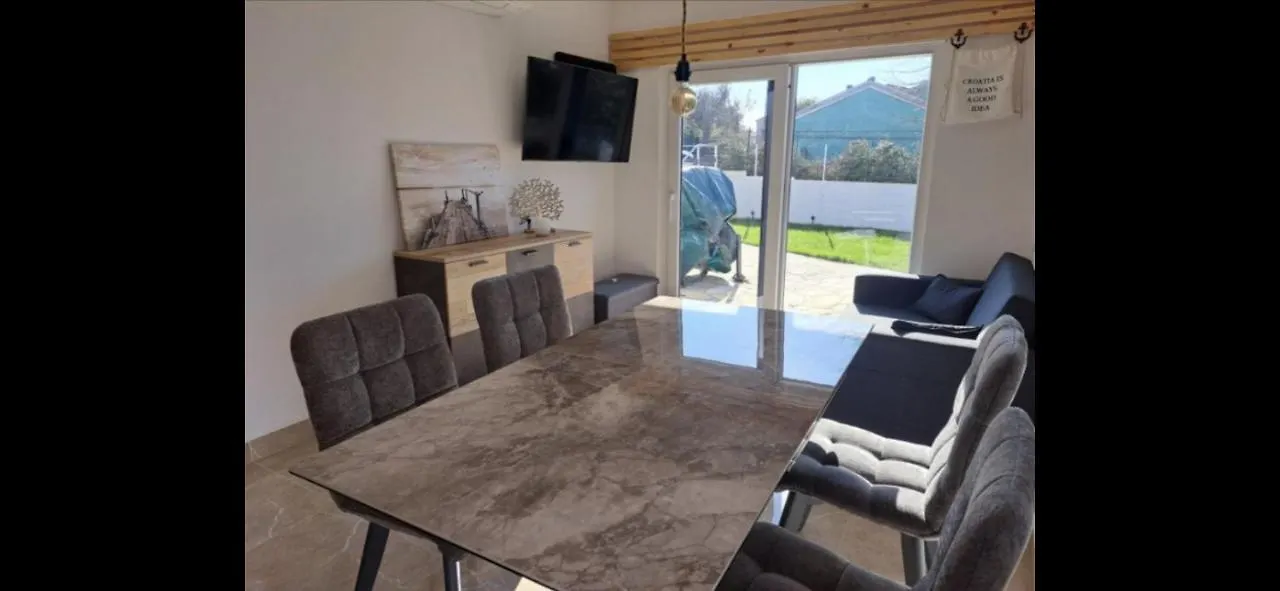 The House Villa Medulin